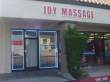 Lincoln  (US) happy ending massage 